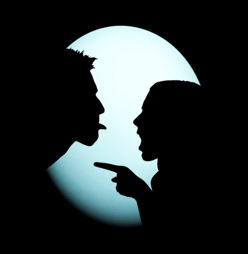 Cearta în cuplu: 78% dintre români spun că banii sunt mărul discordiei