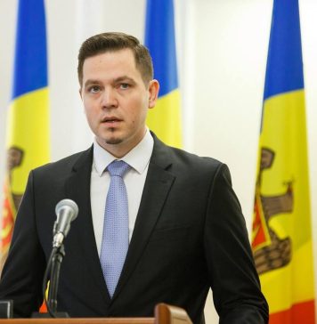 Fostul ministru de Externe al Republicii Moldova, Tudor Ulianovschi, recomandă autorităţilor de la Chişinău implicarea profesioniştilor în negocierile de aderare la UE