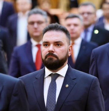 Vlad Popescu Piedone: Am pornit spre drumul către primărie! Am învățat administrație publică locală de la tatăl meu și sunt pregătit să muncesc și să dezvolt Sectorul 5!