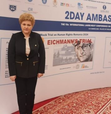 Oana Marciana Ozmen (PNL): Astăzi, în sala de plen a Camerei Deputaților, a avut loc simularea procesului lui Adolf Eichmann, ofițer responsabil cu implementarea „Soluției finale”