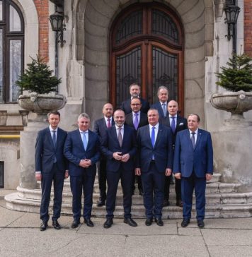 Nicolae Ciucă: Bine ai revenit la București, Manfred Weber! Găzduirea congresului PPE este o onoare deosebită pentru România!