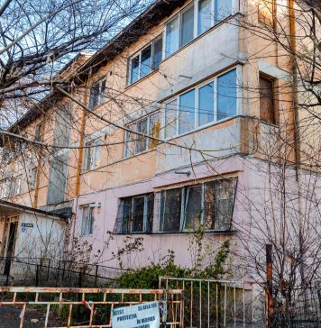 Au început lucrările de consolidare la o clădire de locuinţe din Sectorul 5