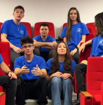 Șapte elevi din București au câștigat concursul ImagineEU organizat de Comisia Europeană