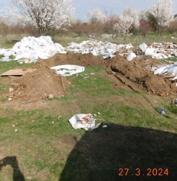 Autoutilitară din care se aruncau deșeuri pe spațiul verde, confiscată în Sectorul 1