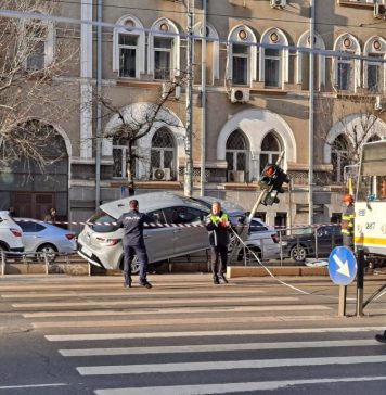 Accident grav în București, în faţa sediului IGPR.