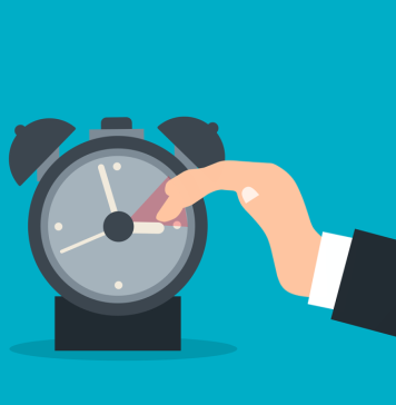 România trece în această noapte la ora de vară – ora 3.00 devine ora 4.00