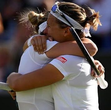 Lumea sportului internaţional salută revenirea Simonei Halep