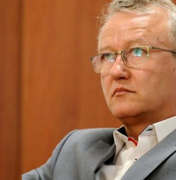 Dr. Răzvan Constantinescu a anunțat, la emisiunea Ancăi Alexandrescu, că intră în cursa pentru Președinția României