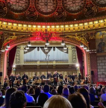 Tichete culturale în valoare de 210 lei sau 430 lei lunar, pentru angajații români