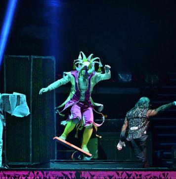 Ziua Mondială a Circului/ Circul Metropolitan București, spectacol pe Aeroportul Otopeni