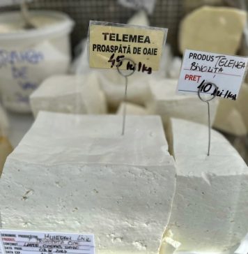 Produse din zona montană a României, promovate în cadrul „Târgului de Florii” din curtea Ministerului Agriculturii