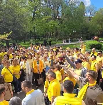 Oana Marciana Ozmen, la „Marșul pentru Bucureștiul viitorului”, un eveniment de susținere a candidaturii lui Cătălin Cîrstoiu pentru Primăria Capitalei