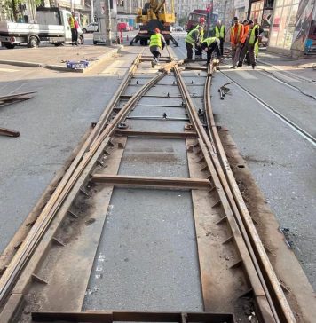 STB a instalat macazul care va asigura circulația tramvaielor liniei 21 pe un singur fir în zona istorică de pe Calea Moșilor