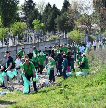 120 de tone de deşeuri, strânse cu 300 de voluntari din Giulești