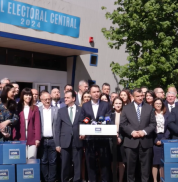 Alianța Dreapta Unită a depus peste 530.000 de semnături pentru candidaturile la alegerile europarlamentare. Lista completă a candidaților