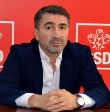 „Ionel Arsene se plânge că i-a scăzut libidoul, din cauza nedreptăţilor din justiţia românească, şi că nu mai are chef să meargă la sală şi să socializeze în oraş”, scrie Anca Alexandrescu