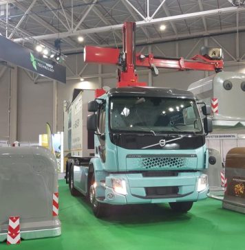 VIDEO/ Sistemul „EASY”, utilajul smart de colectare a deseurilor, prezentat la târgul „Green Energy & Romenvirotec”