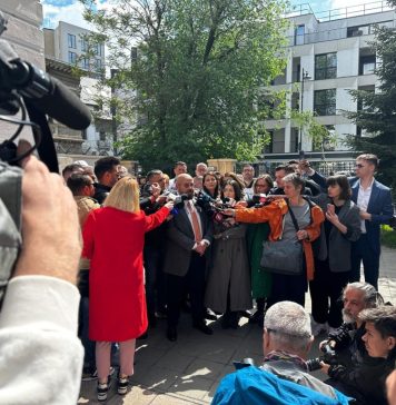 Cristian Popescu Piedone, președintele Partidului Umanist Social Liberal, primul candidat înscris oficial în cursa pentru funcția de primar general