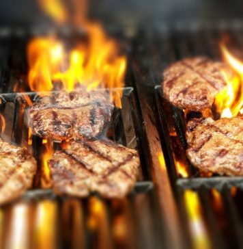 GRILLFEST – festival de barbeque lângă București. Participanții sunt așteptați cu burgeri din carne de crocodil și spectacole LIVE