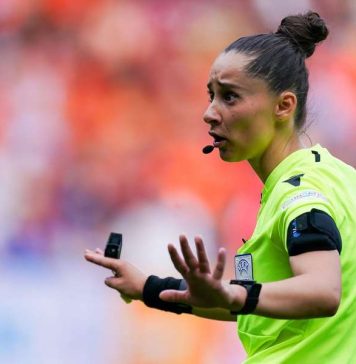 Fotbal feminin: Arbitra Iuliana Demetrescu va „fluiera” o semifinală de Liga Campionilor