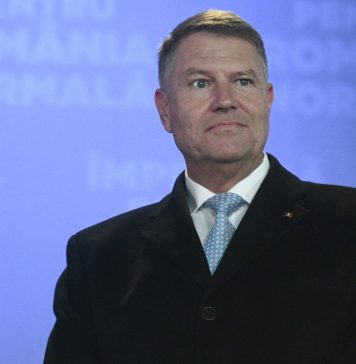 Iohannis: ”România se identifică deplin cu valorile NATO. La mulţi ani, NATO!”