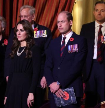 Prinţul William al Marii Britanii spune că soţia lui, Kate, ”se simte bine”