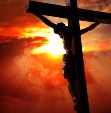 Primarul Cristian Popescu Piedone, mesaj de Vinerea Paștelui: O, Hristoase al meu răstignit, câte ai pătimit pentru noi! Câte răni, câte scuipări şi câtă ocară ai răbdat pentru păcatele noastre!