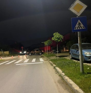 Continuă trasarea de marcaje și montarea de indicatoare rutiere pe străzile din Capitală