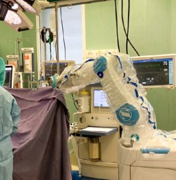 Medicii de la Spitalul Foișor au efectuat cu succes o intervenție chirurgicală spinală de mare complexitate