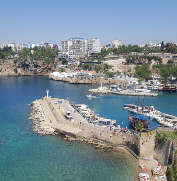 Călătorii în Turcia doar cu buletinul. Ce vacanțe au la dispoziție românii în acest an