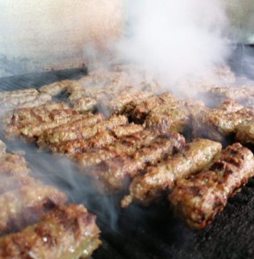 Micii româneşti vor fi lansaţi la New York, pe Broadway, sub denumirea de „Litălşi” (Little)