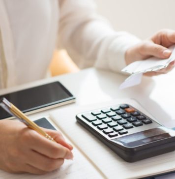 Proiect UDMR: Statul să compenseze datoriile fiscale ale întreprinderilor cu sumele neplătite pentru concediile medicale