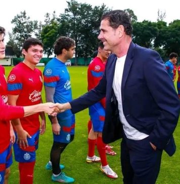 Fotbal: Fernando Hierro a renunţat la postul de director sportiv al clubului Chivas Guadalajara