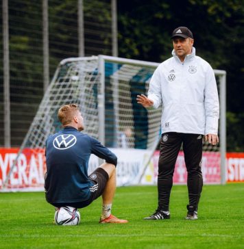 Fotbal: Hansi Flick, văzut din nou ca înlocuitor al lui Xavi la FC Barcelona