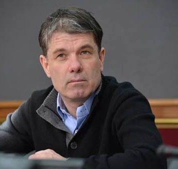 Scripcaru (PNL): Braşovul e blocat la nivelul administraţiei locale; am 20 de soluţii pentru rezolvarea situaţiei