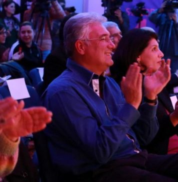 Former economy minister Videanu, businessman Niculae, aquitted in Romgaz embezzlement case