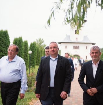 Nicolae Ciucă, la șantierul barajului Vârfu Câmpului, unde lucrările sunt blocate de 30 de ani: