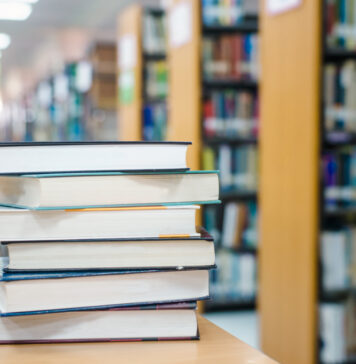 Concurs de eseuri pe tema „fakenews” şi platformă de educaţie media pentru tineri, lansate de Institutul Goethe din Bucureşti