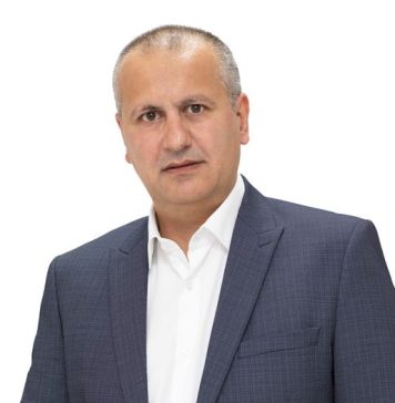 Cosmin Mihai Popescu: Dragi gorjeni, Vă sunt recunoscător pentru încrederea pe care mi-ați acordat-o, realegându-mă în funcția de Președinte al Consiliului Județean Gorj