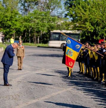 Nicolae Ciucă: De Ziua Drapelului Naţional, celebrăm unul dintre simbolurile fundamentale ale poporului român – o mărturie a curajului, unităţii şi solidarităţii noastre