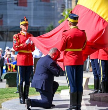Nicolae Ciucă: Cu deosebită onoare, am participat astăzi la Ceremonia de ridicare a Drapelului României