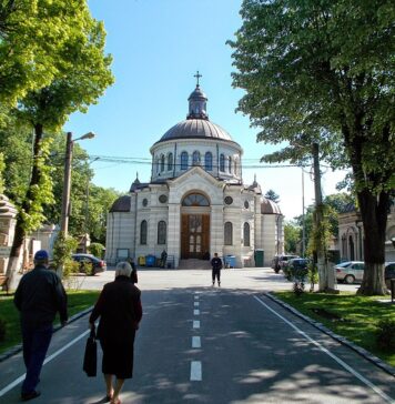 Poveştile mai puţin ştiute din Cimitirul Bellu