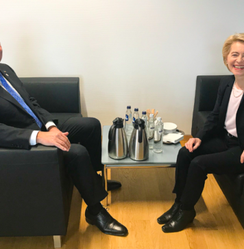 „Dacă Ursula von der Leyen nu rămâne în fruntea Comisiei Europene, nici Iohannis nu mai prinde funcție la Bruxelles”, spune jurnalistul Bogdan Comaroni