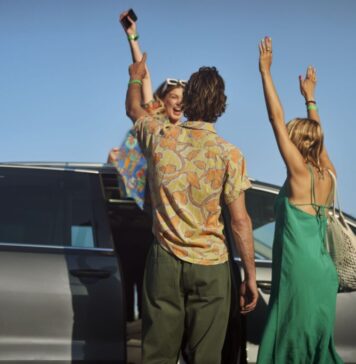 Uber lansează UberXL și oferă românilor curse accesibile pentru până la 6 călători. Ediție specială pentru fanii SAGA Festival