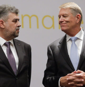 „Iohannis, cel mai bun președinte pesedist: a înroșit harta României și i-a pecetluit destinul și alegerea; dacă ar fi trăit, Stalin l-ar fi decorat cu ”Ordinul Lenin” „, scrie istoricul Marius Oprea