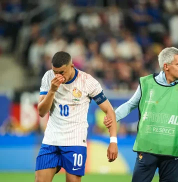 Olandezii se aşteaptă ca Mbappe să joace cu o mască pe faţă în meciul de vineri