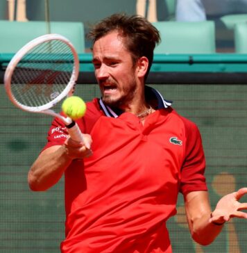 Tenis: Rusul Daniil Medvedev, învins în optimile turneului de la Halle
