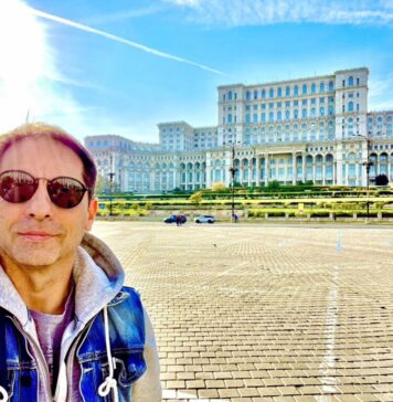 Dan Negru: Politicienii români se îmbracă în tricoul galben al naţionalei, dar fac orice ca să distrugă viitorul tinerelor generaţii