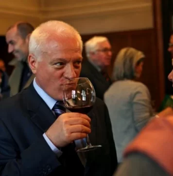 Aurelian Pavelescu: De fapt, „creierul” întregului stat paralel, de care se vorbeşte doar tangenţial, este Valeriu Stoica