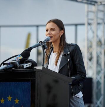 VIDEO/ Tineretul Național Liberal demarează campania de promovare și informare “Susținem cota unică, spunem “nu” impozitului progresiv”